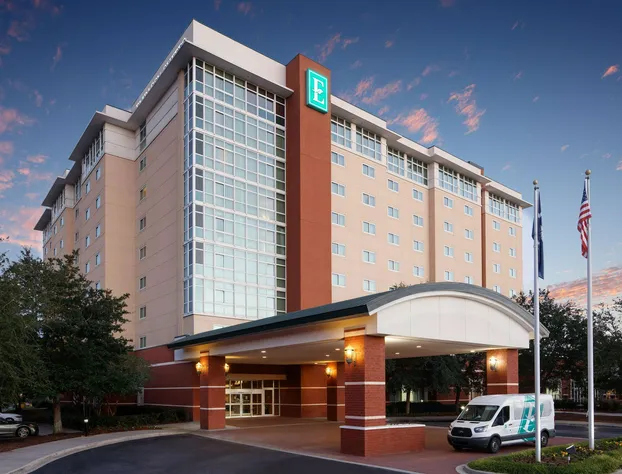 Embassy Suites by Hilton Charleston Airport Convention Ctr hotel detail image 1
