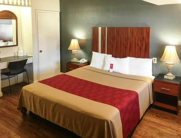 Econo Lodge On Historic Route 66 hotel detail image 2