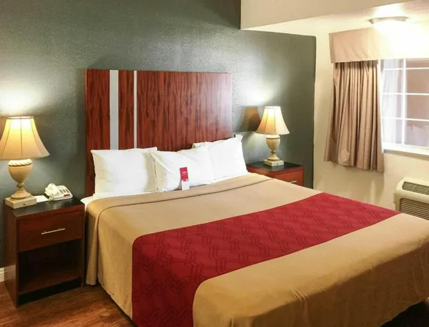 Econo Lodge On Historic Route 66 hotel detail image 4