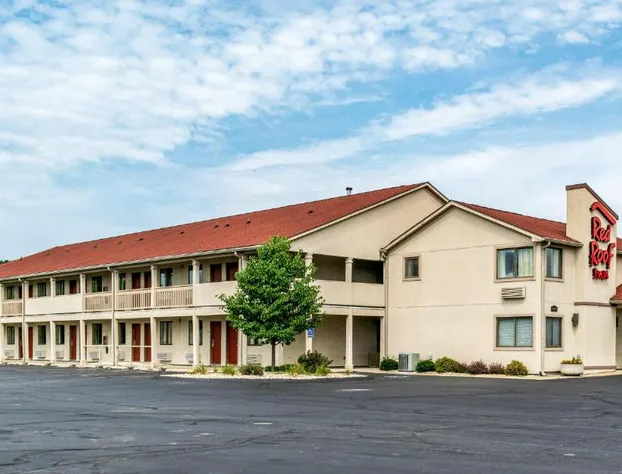 Red Roof Inn Columbus - Taylorsville hotel detail image 1
