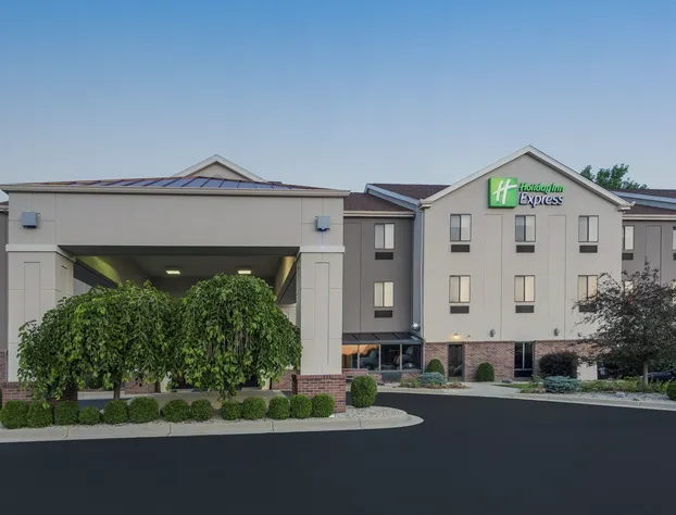 Holiday Inn Express Hotel & Suites Dayton West - Brookville by IHG hotel detail image 2