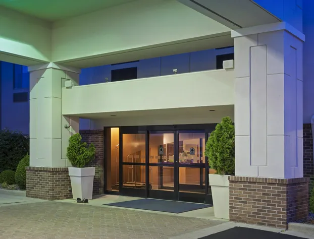 Holiday Inn Express Hotel & Suites Dayton West - Brookville by IHG hotel detail image 3