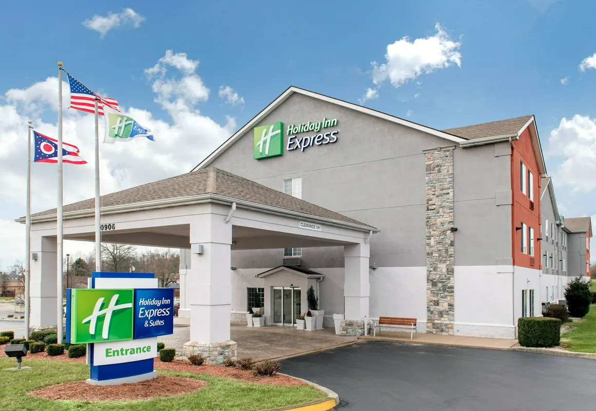 Holiday Inn Express Hotel & Suites Harrison by IHG hotel hero