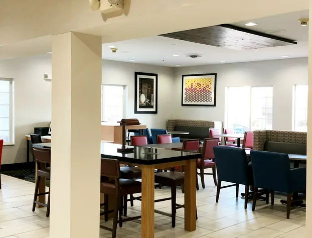 Holiday Inn Express Hotel & Suites Harrison by IHG hotel detail image 2