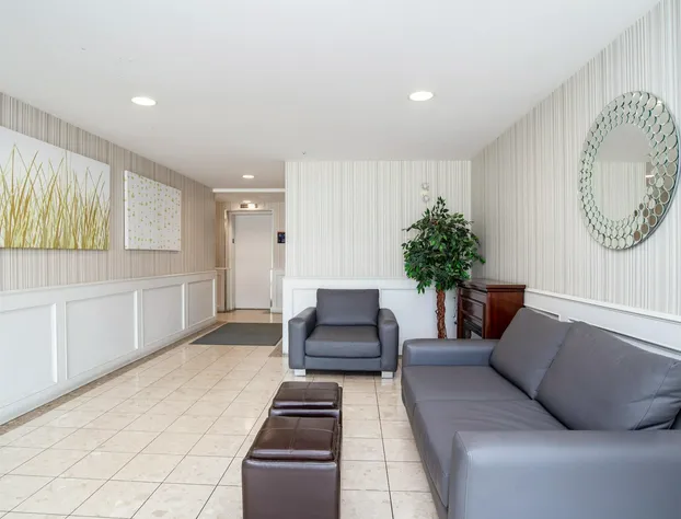 Sandman Inn Kamloops hotel detail image 1