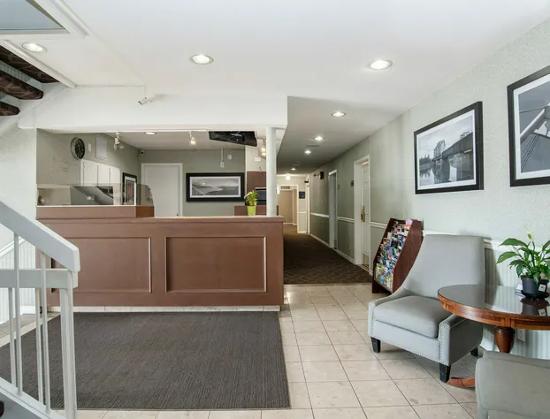 Sandman Inn Kamloops hotel detail image 3