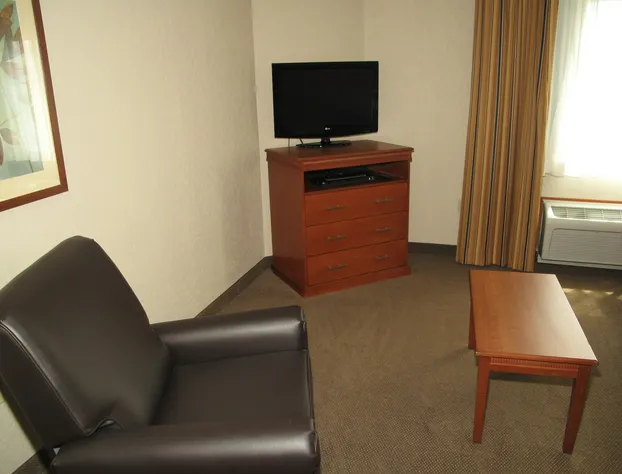 Candlewood Suites Elgin by IHG hotel detail image 3