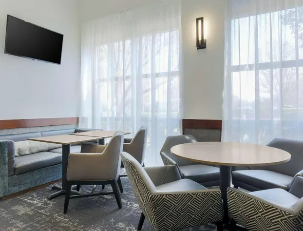 Hyatt Place Dallas/Grapevine hotel detail image 2