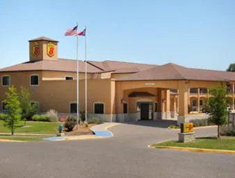 Super 8 by Wyndham Stephenville hotel hero
