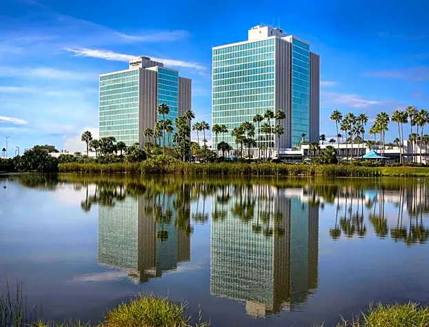 DoubleTree by Hilton at the Entrance to Universal Orlando hotel detail image 1