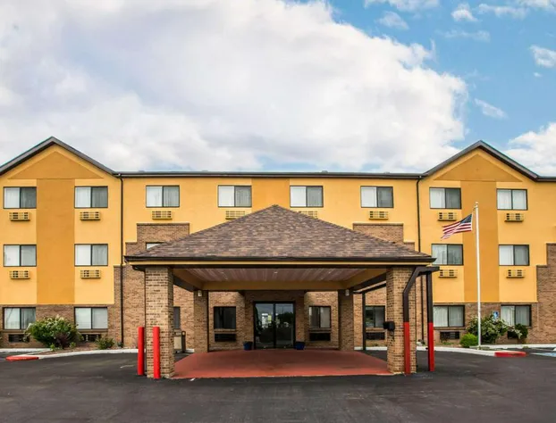 Quality Inn Peru near Starved Rock State Park hotel detail image 1