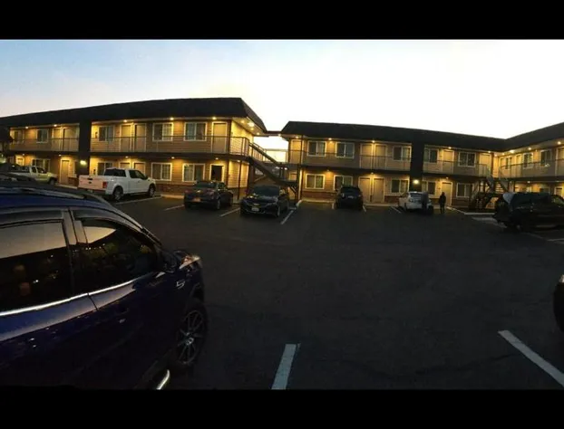 Days Inn by Wyndham Newport OR hotel detail image 2