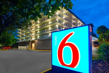 Motel 6 Cutler Bay, FL hotel detail image 2