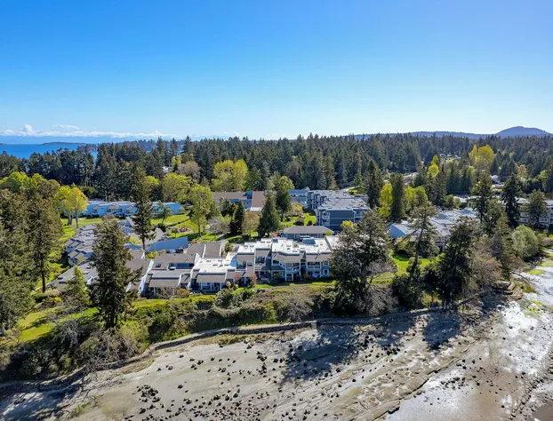 Pacific Shores Resort & Spa hotel detail image 3