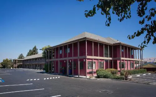 Alura Inn hotel detail image 1