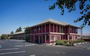 Alura Inn hotel detail image 1