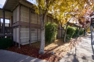 Alura Inn hotel detail image 3