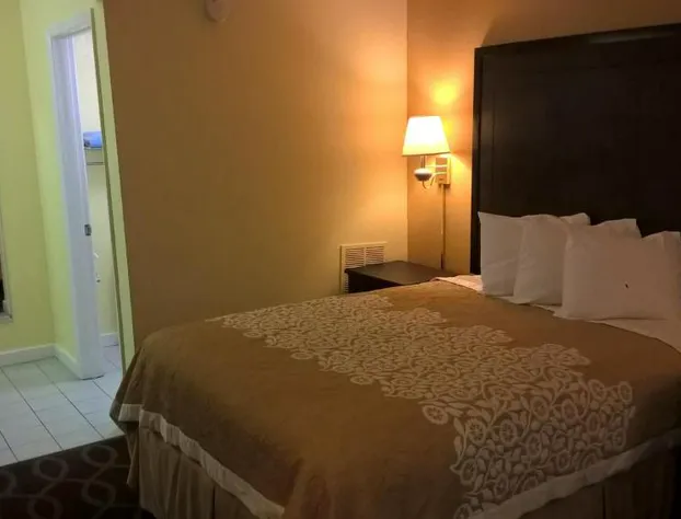 Days Inn & Suites by Wyndham Port Richey hotel detail image 4