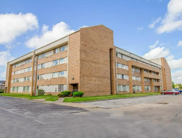 Tulsa Square Hotel Central, I-44 By OYO hotel detail image 1