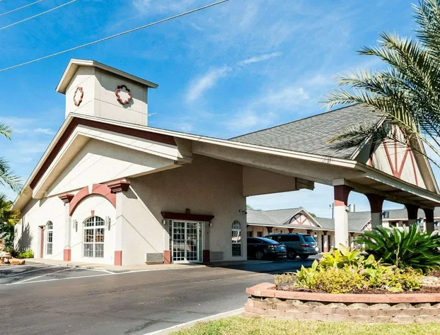 Econo Lodge Jasper hotel detail image 1