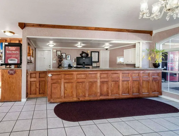 Econo Lodge Jasper hotel detail image 4