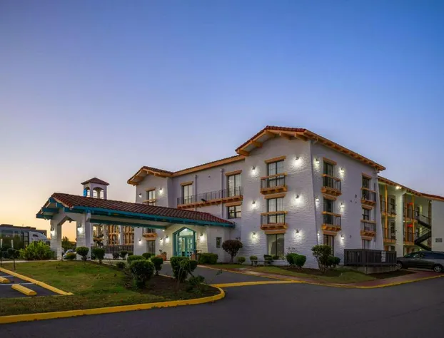 Econo Lodge Richmond-North Chesterfield hotel detail image 2