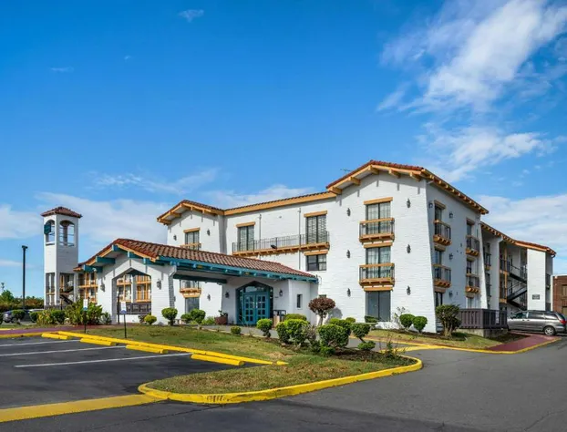 Econo Lodge Richmond-North Chesterfield hotel detail image 4