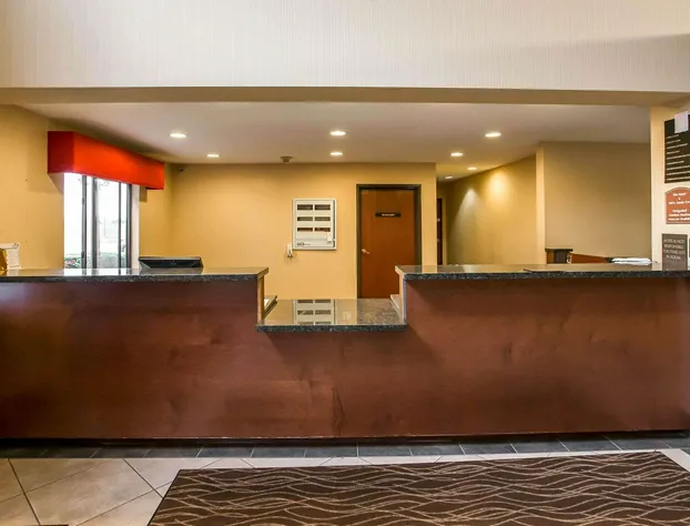 Econo Lodge Inn & Suites Monroe hotel detail image 3