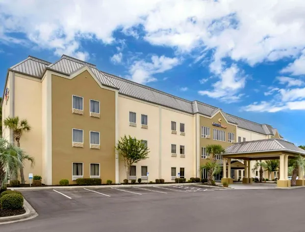 Comfort Suites hotel detail image 3