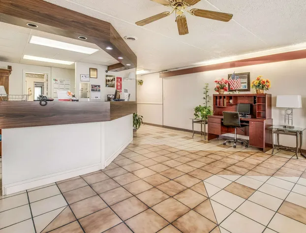 Econo Lodge hotel detail image 1