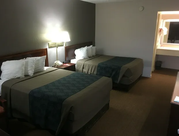 Econo Lodge hotel detail image 4