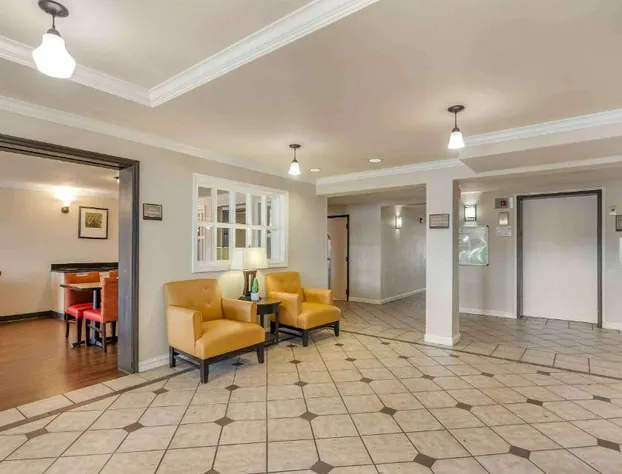 Extended Stay America Select Suites Chicago Lombard Oakbrook hotel detail image 4