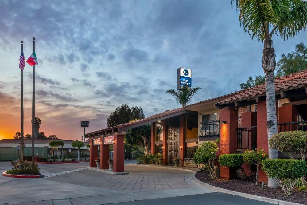Best Western Americana Inn hotel hero