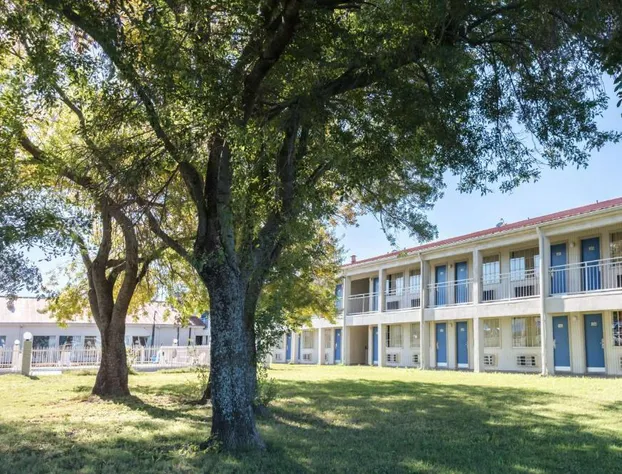 Motel 6 Stephenville, TX hotel detail image 3