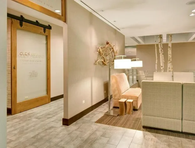 Crowne Plaza Lombard Downers Grove by IHG hotel detail image 3