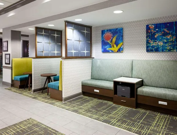 Hampton Inn & Suites Mobile I-65@ Airport Blvd hotel detail image 2