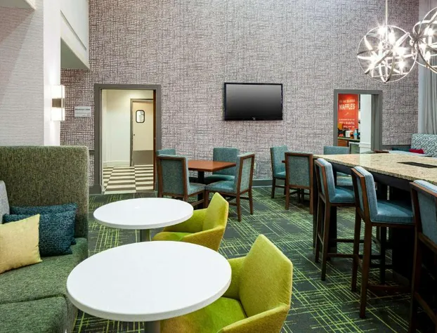 Hampton Inn & Suites Mobile I-65@ Airport Blvd hotel detail image 4