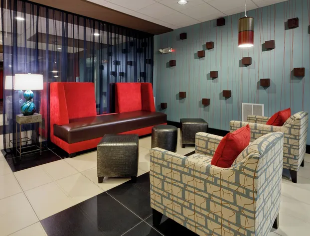 Holiday Inn Express Hotel & Suites York NE - Market by IHG hotel detail image 2