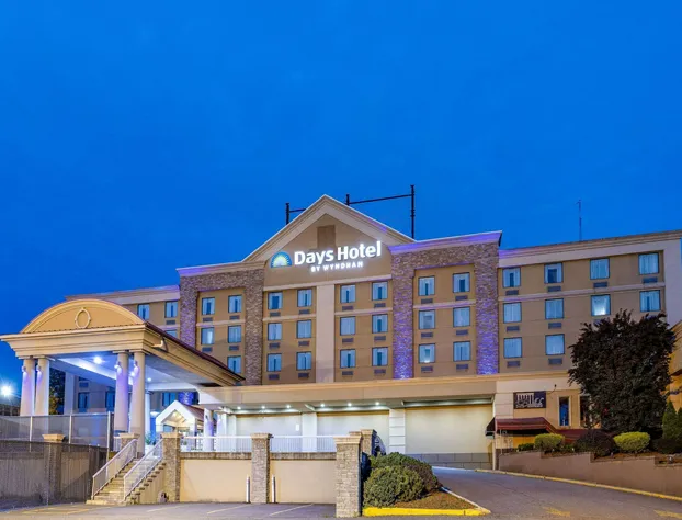 Days Hotel by Wyndham North Bergen /NYC Area hotel detail image 1