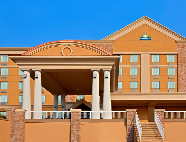 Days Hotel by Wyndham North Bergen /NYC Area hotel detail image 4