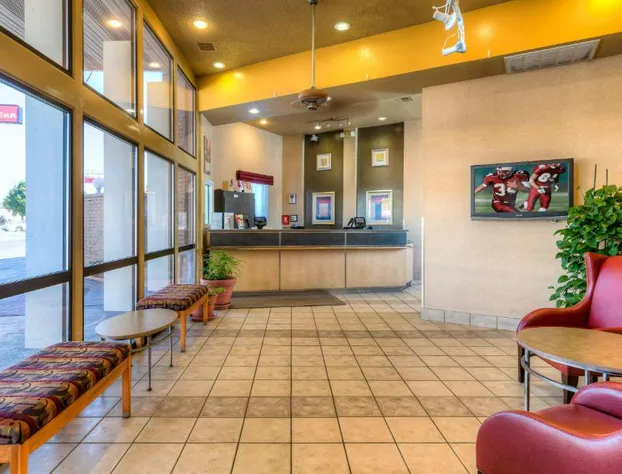 Red Roof Inn Tulsa hotel detail image 2