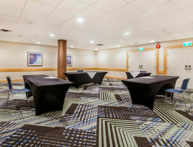 Holiday Inn Express & Suites Langley by IHG hotel detail image 4