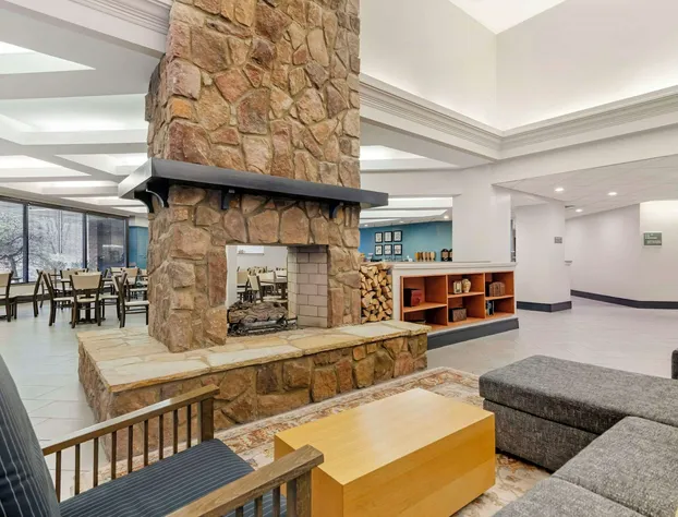 Country Inn & Suites by Radisson, Atlanta Galleria/Ballpark, GA hotel detail image 2