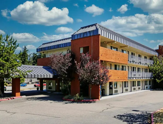 Olympic Inn & Suites hotel detail image 1