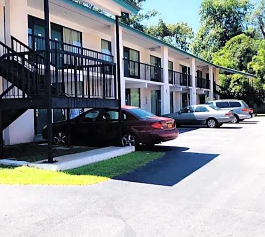 Relax Inn hotel detail image 3