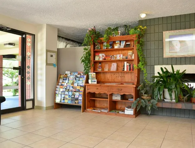 Canadas Best Value Inn Kelowna hotel detail image 4