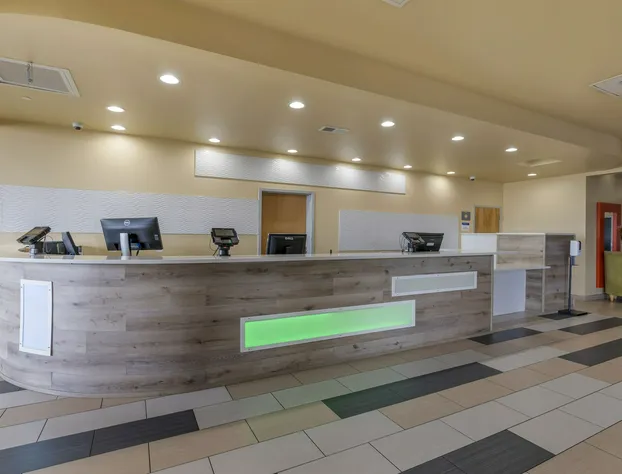 Sandcastle Resort On The Beach hotel detail image 2