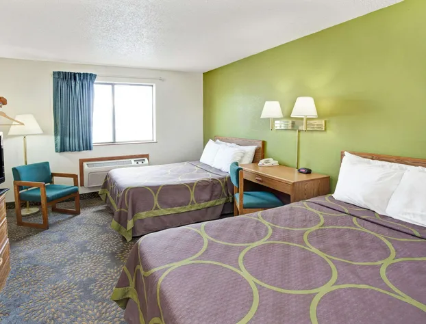 Super 8 by Wyndham Mokena/Frankfort /I-80 hotel detail image 3