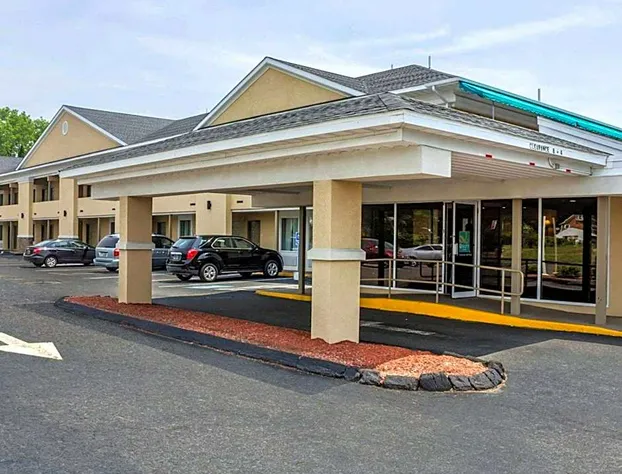 Quality Inn hotel detail image 1