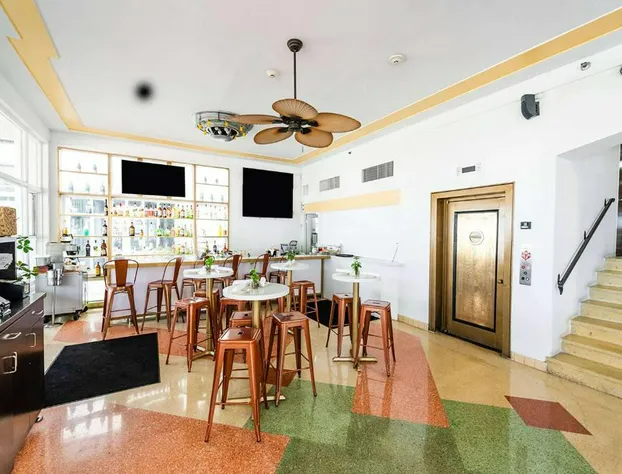 Majestic Hotel South Beach hotel detail image 3